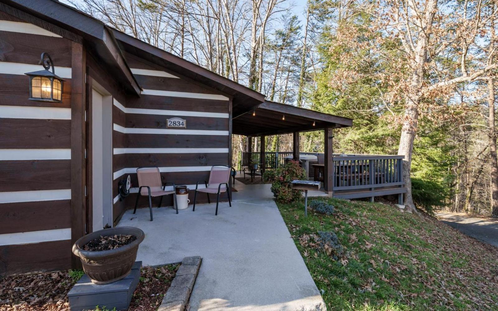 Wooded Bliss Hot Tub Single Level Cabin With No Steps Rocking Chairs And Wooded Views Піджен-Фордж Екстер'єр фото